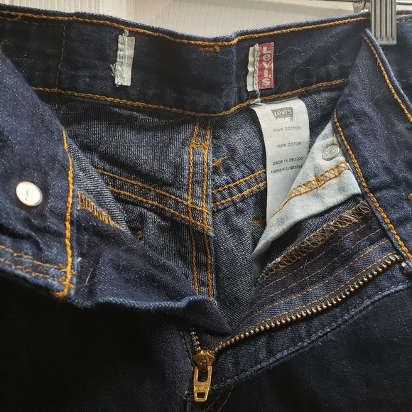 Levis jeans - Picture 3 of 4